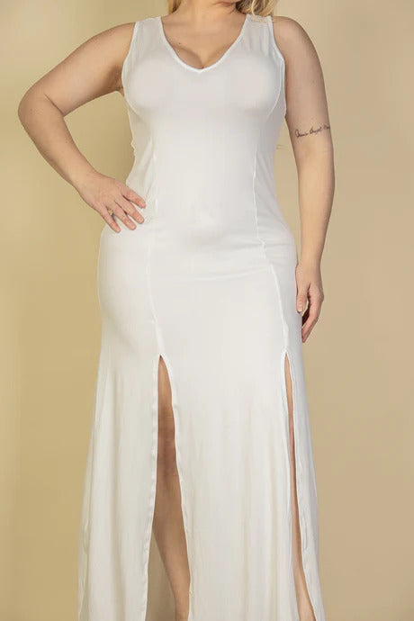 Plus Size Plunge Neck Thigh Split Maxi Dress - Dassefy